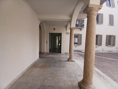 Pavia - Via Capsoni - Appartamento di mq155